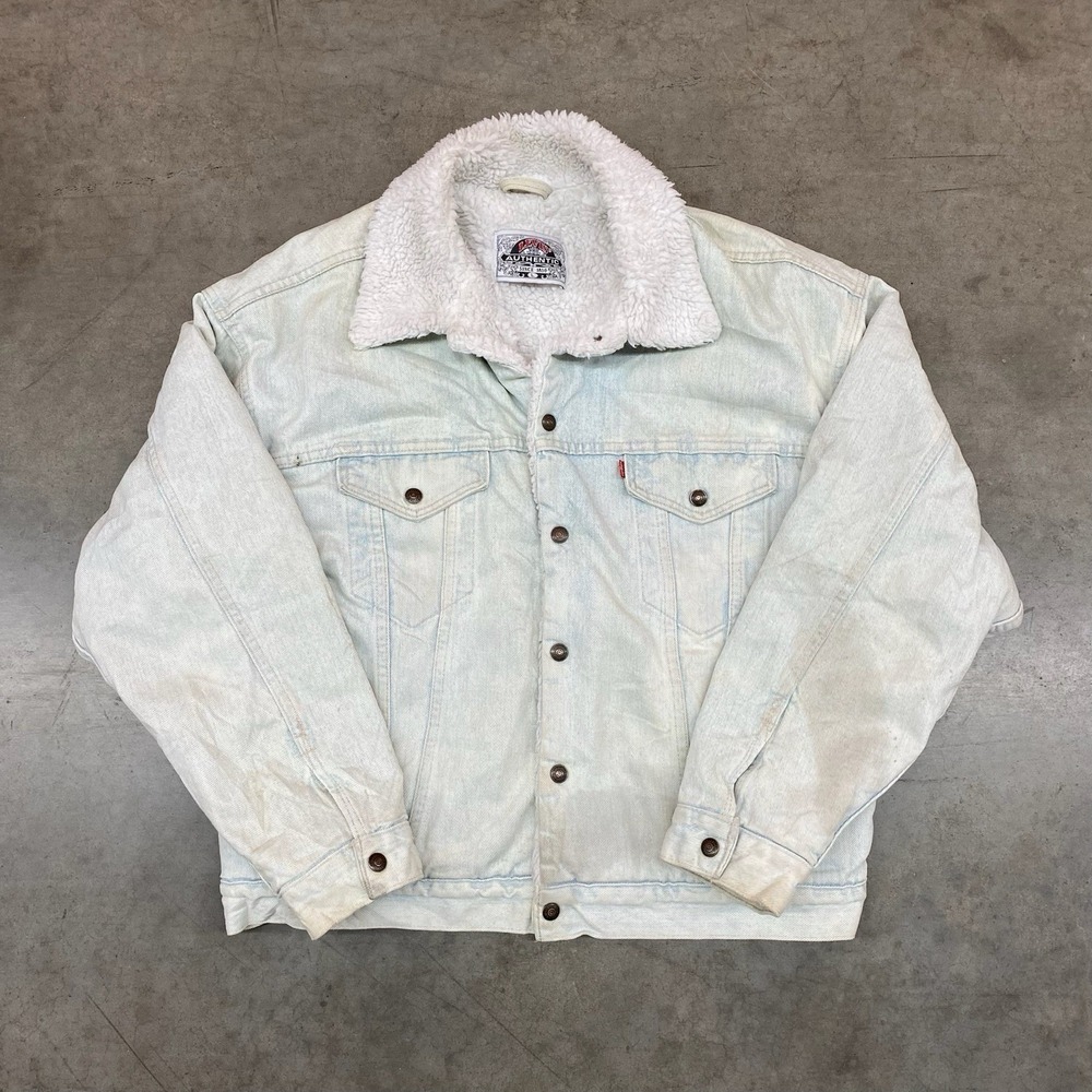 VTG‎ Levi's Sherpa Trucker Jacket USA Made Light Wash Denim 90s Men's L